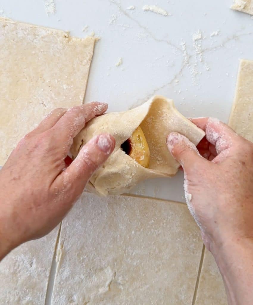 wrapping apple in pastry