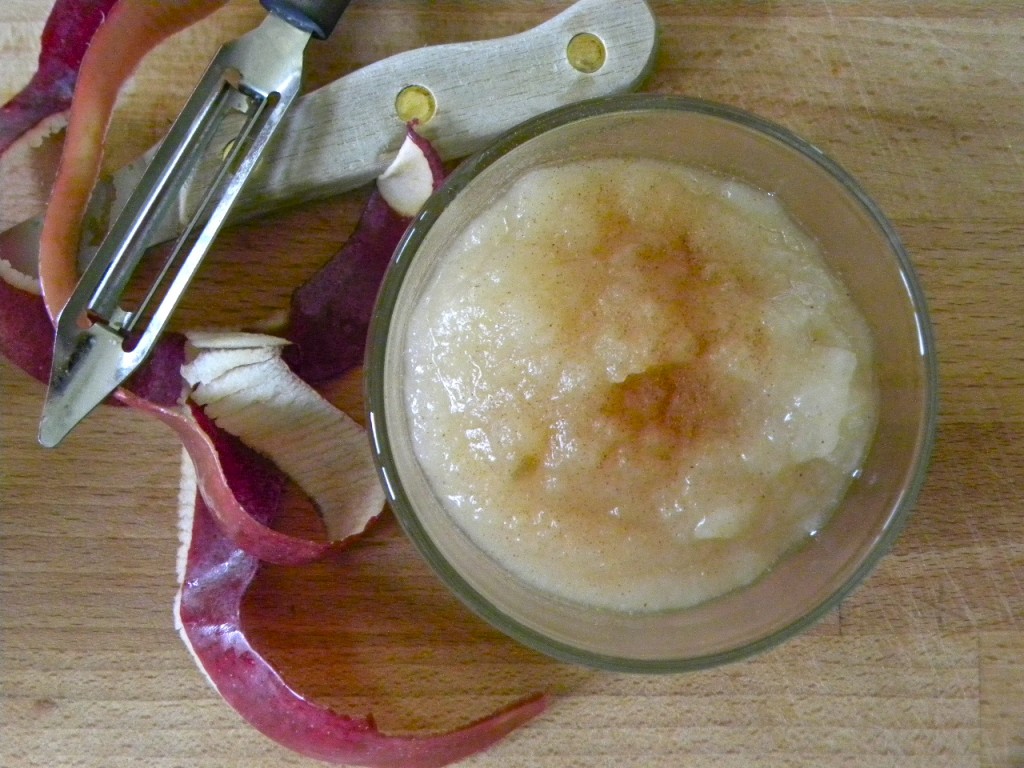 31 Days Quick Easy Apple Sauce Eat 2 Gather