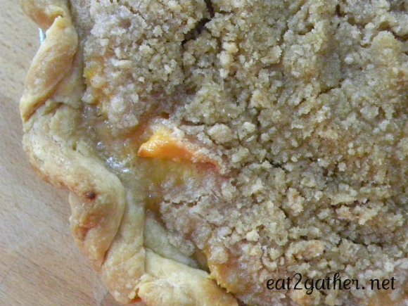 Peach Crumble Pie ~ Pie of the Month