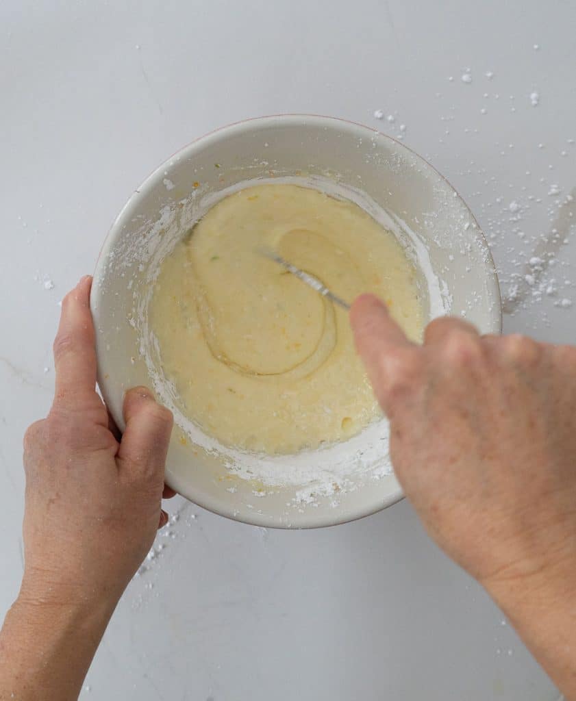 mixing glaze for citrus bars 