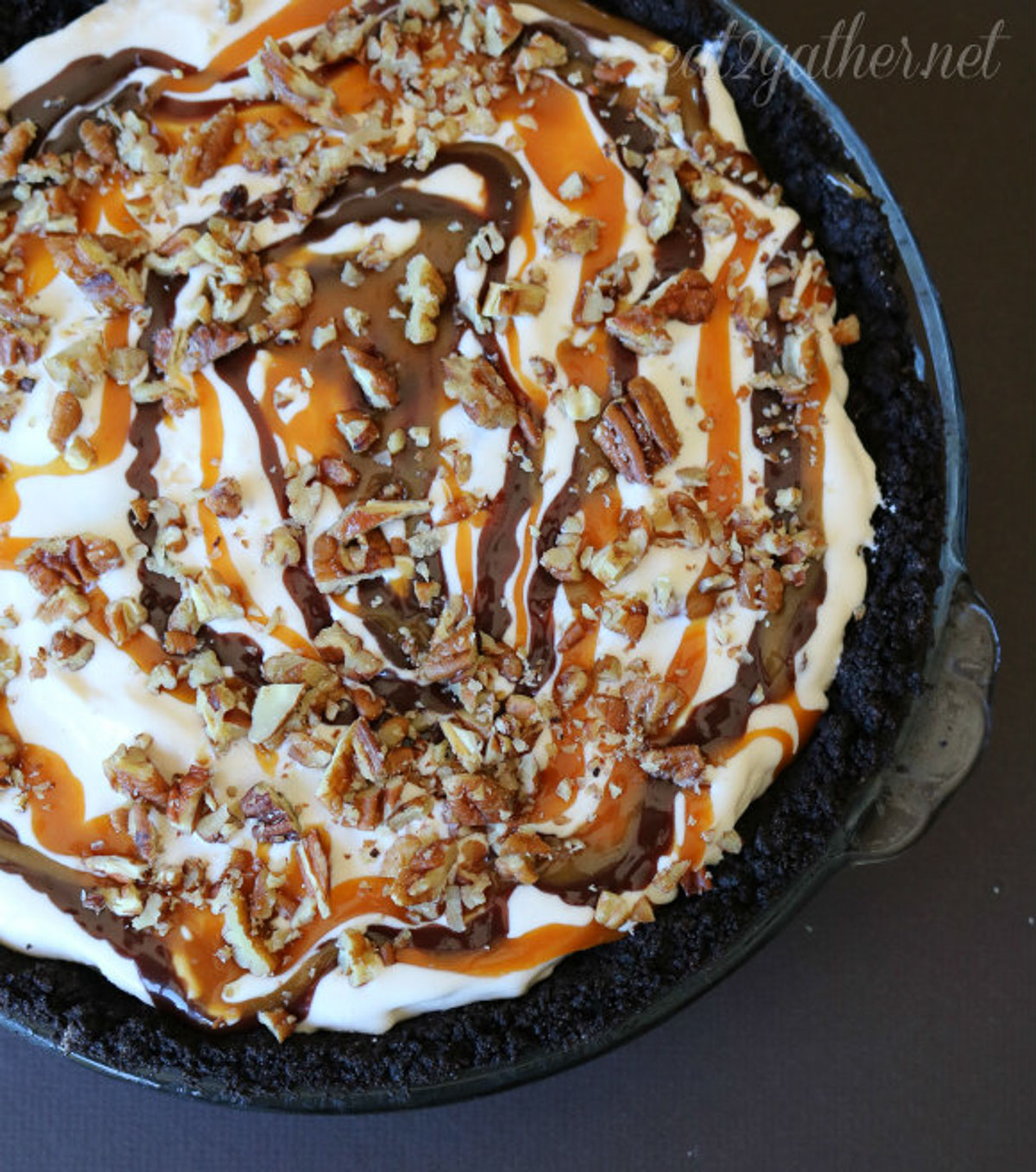 Tortoise Sundae Turtle Sundae Ice Cream Pie recipe - Eat 2 Gather