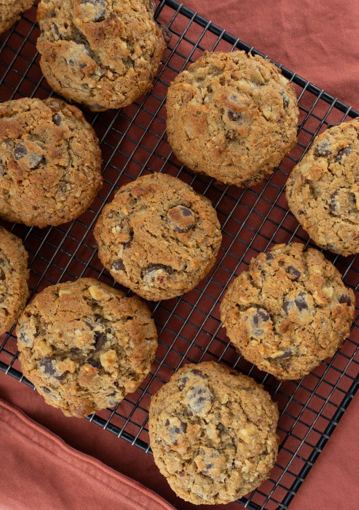 whole wheat granola date cookies on a cooling rack