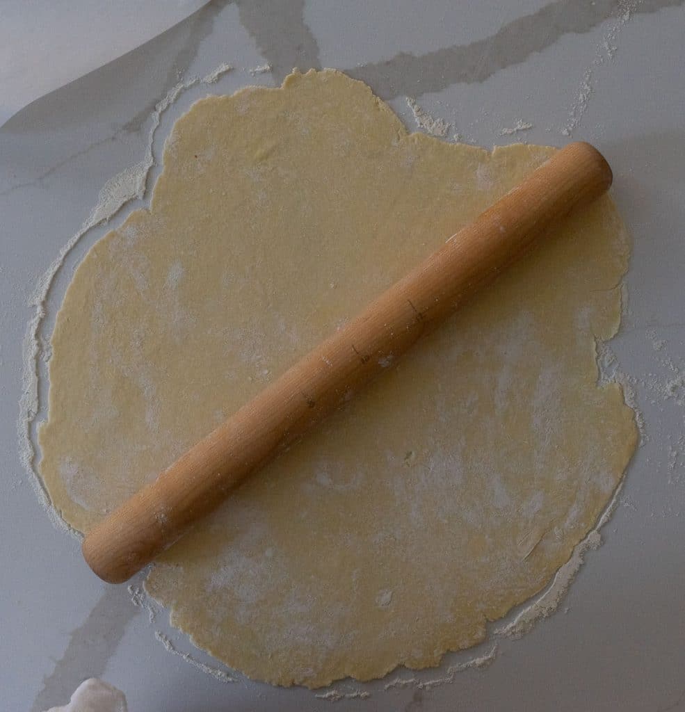 rolled out pastry for the apple crisp galette